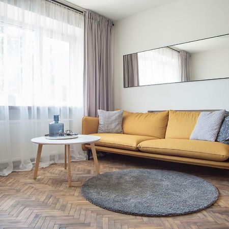 Downtown Apartment Rentals 2 Šiauliai Dış mekan fotoğraf