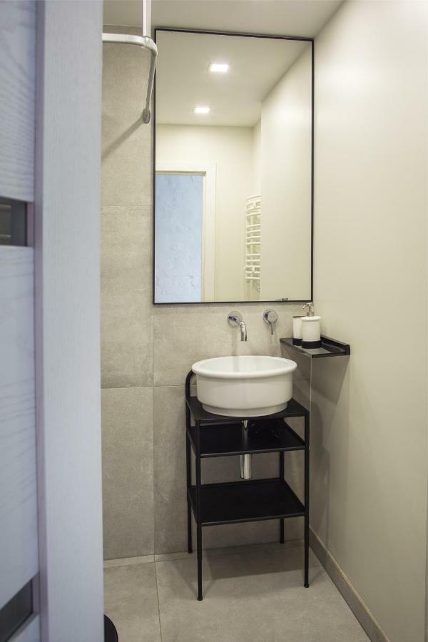 Downtown Apartment Rentals 2 Šiauliai Dış mekan fotoğraf