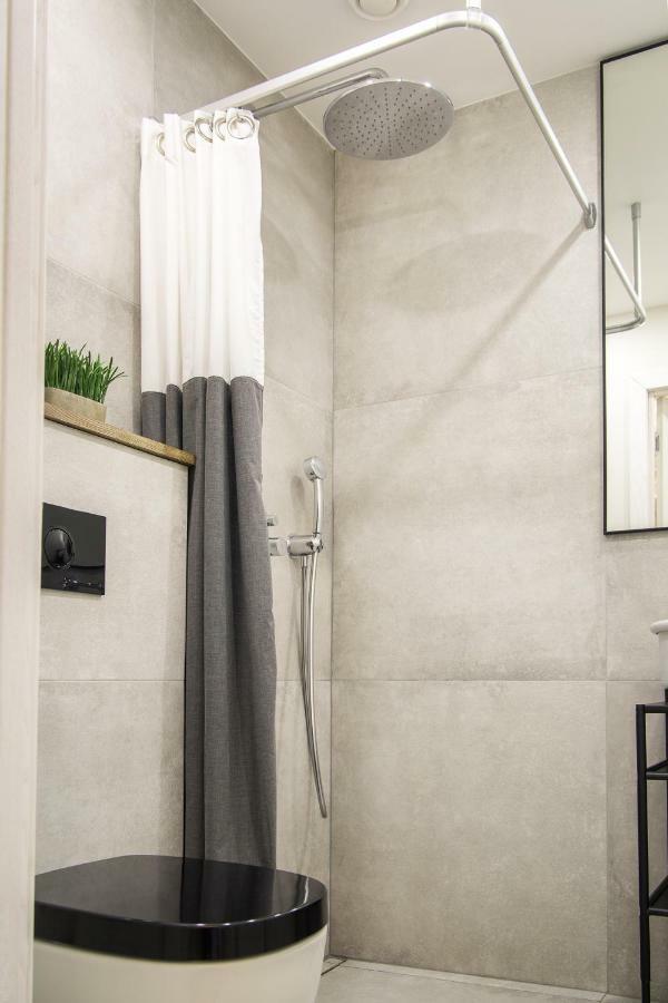 Downtown Apartment Rentals 2 Šiauliai Dış mekan fotoğraf