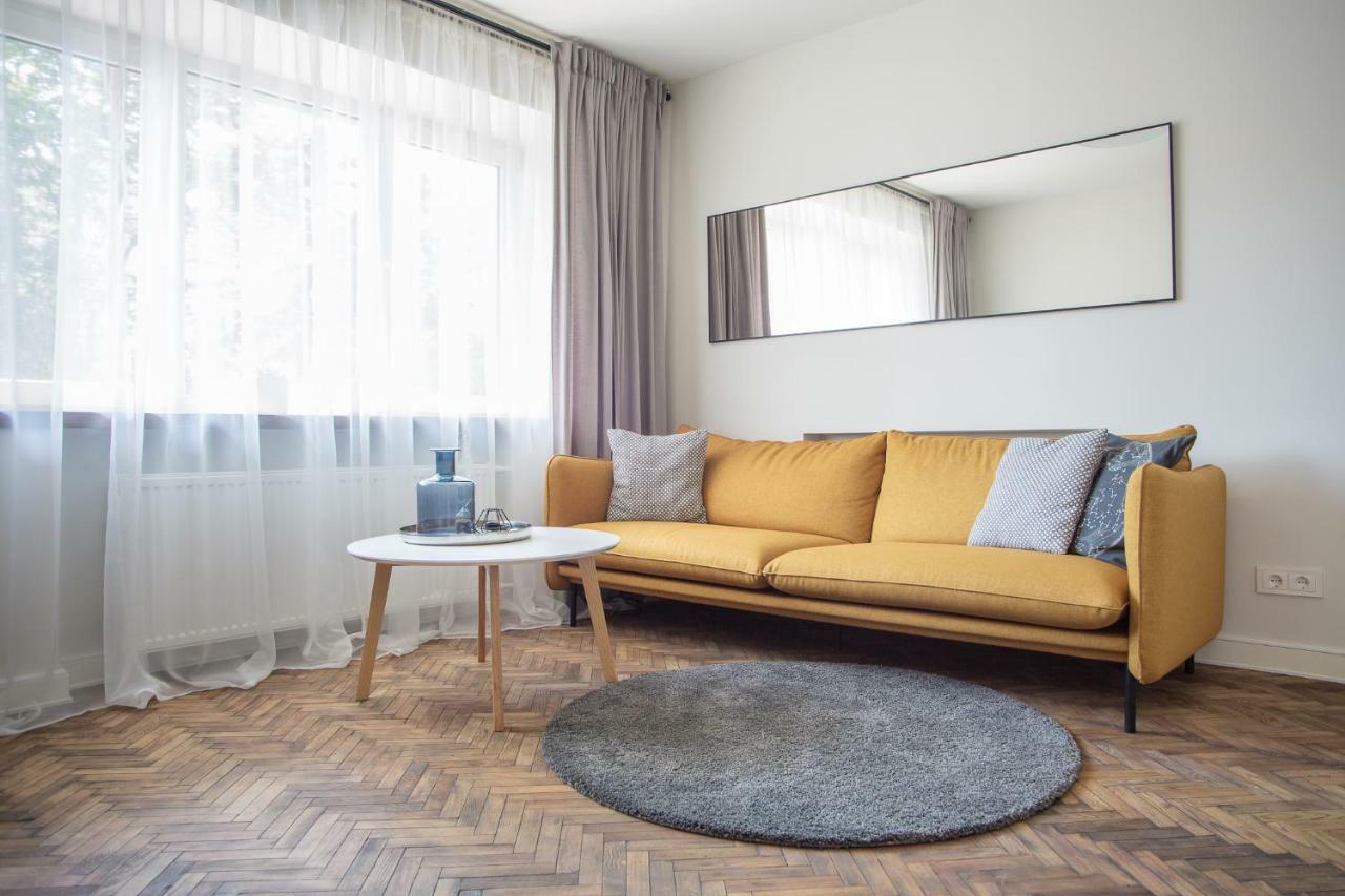 Downtown Apartment Rentals 2 Šiauliai Dış mekan fotoğraf